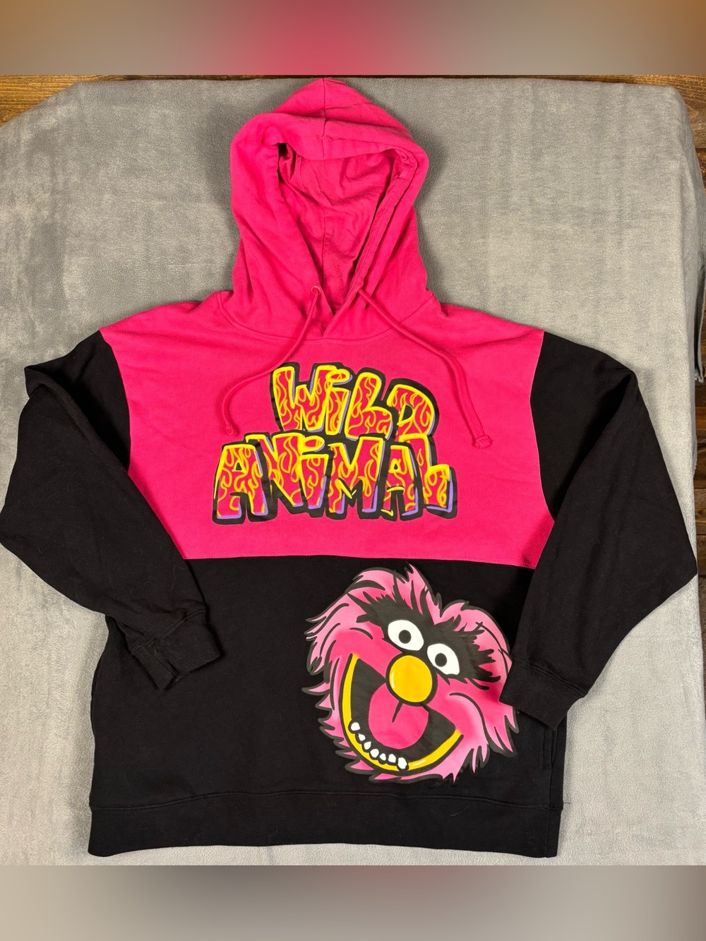 Disney Muppets Wild Animal Hoodie Pink Black Colorblock Pullover Size Medium